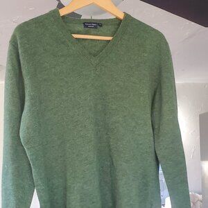 Green V Neck 100% Virgin Wool Sweater